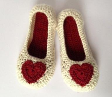 Red Heart Crochet Slippers are cozy and comfortable footwear that can be handmade using the popular Red Heart brand yarn, perfect for keeping your feet warm during the colder months.