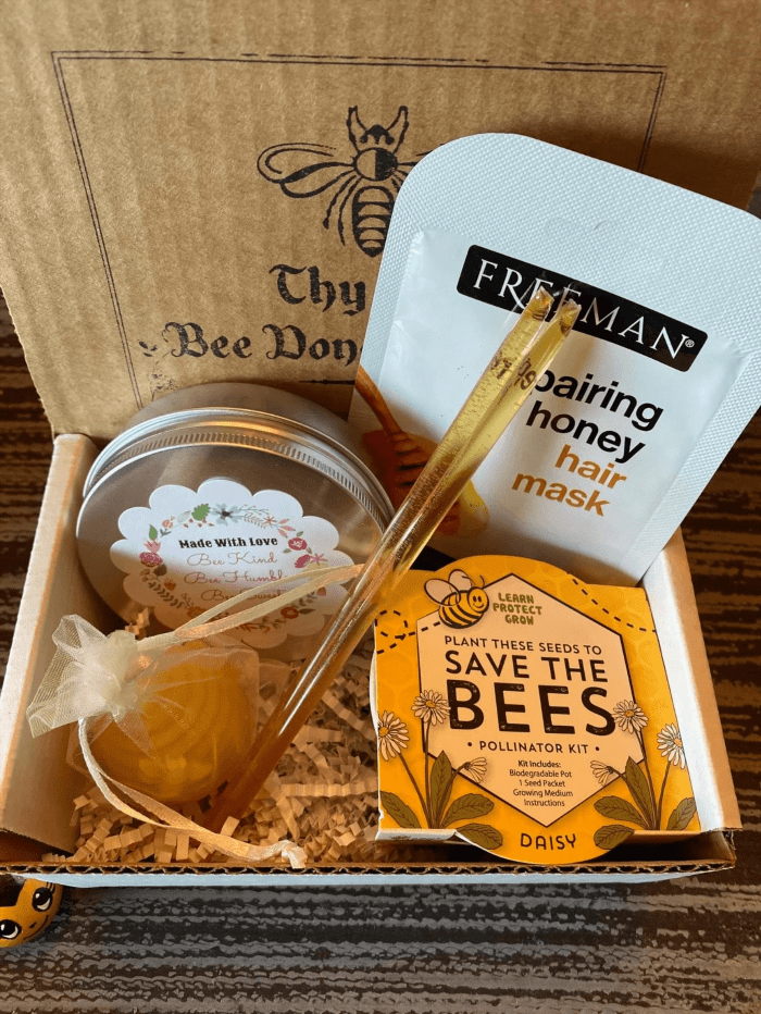 The Bee Gift Box is a thoughtfully curated collection of bee-themed products, perfect for nature lovers and bee enthusiasts alike. It includes a variety of bee-inspired items such as honey jars, beeswax candles, and bee-themed stationery. This gift box not only supports local beekeepers and promotes bee conservation but also brings joy and sweetness to anyone who receives it.