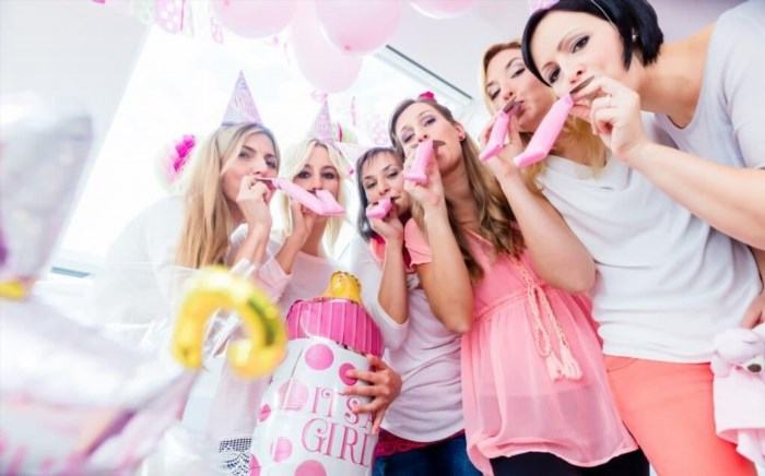 30 Best Baby Shower Prizes for Games (That Your Party Guests Will Love)