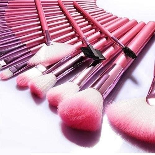 Good brushes make it easy to apply your makeup flawlessly, so it's a good thing this inexpensive set is so highly-rated!