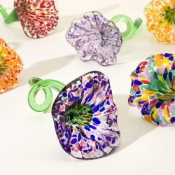 Glass-Flowers-with-a-Message-a