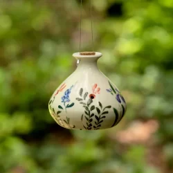 Hand-Painted-Porcelain-Hummingbird-Feeder