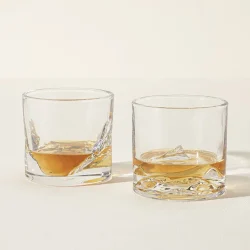 Mountain Whiskey Chilling Glasses