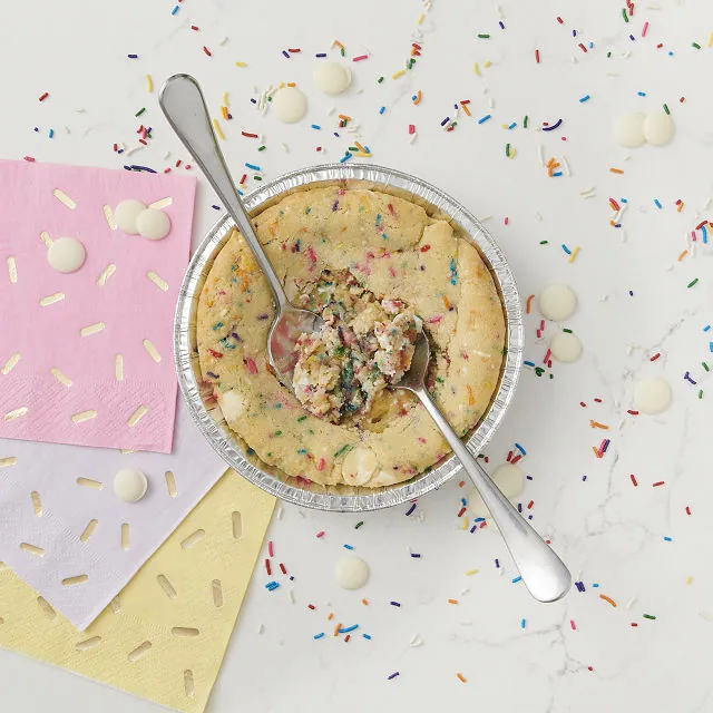 Ready-to-bake Cookie Skillet Sampler