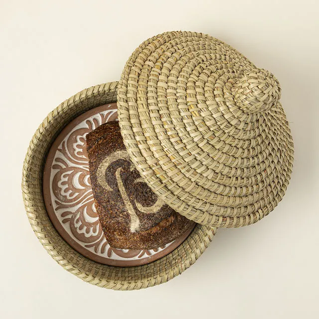 Traditional Bread Warming Set With Lid