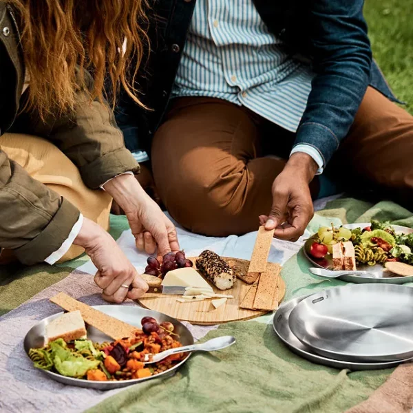 All-you-need Picnic Plates Set 2
