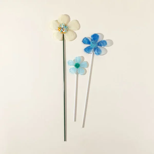 Handmade Glass Garden Stakes - Daisy 2