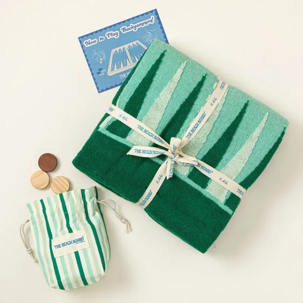 Premium Backgammon On The Beach Towel & Pieces 2