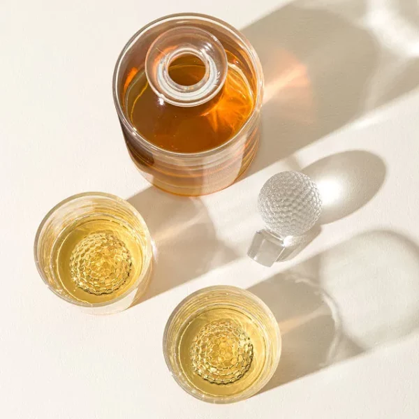 19th Hole Whiskey Decanter & Glasses 1