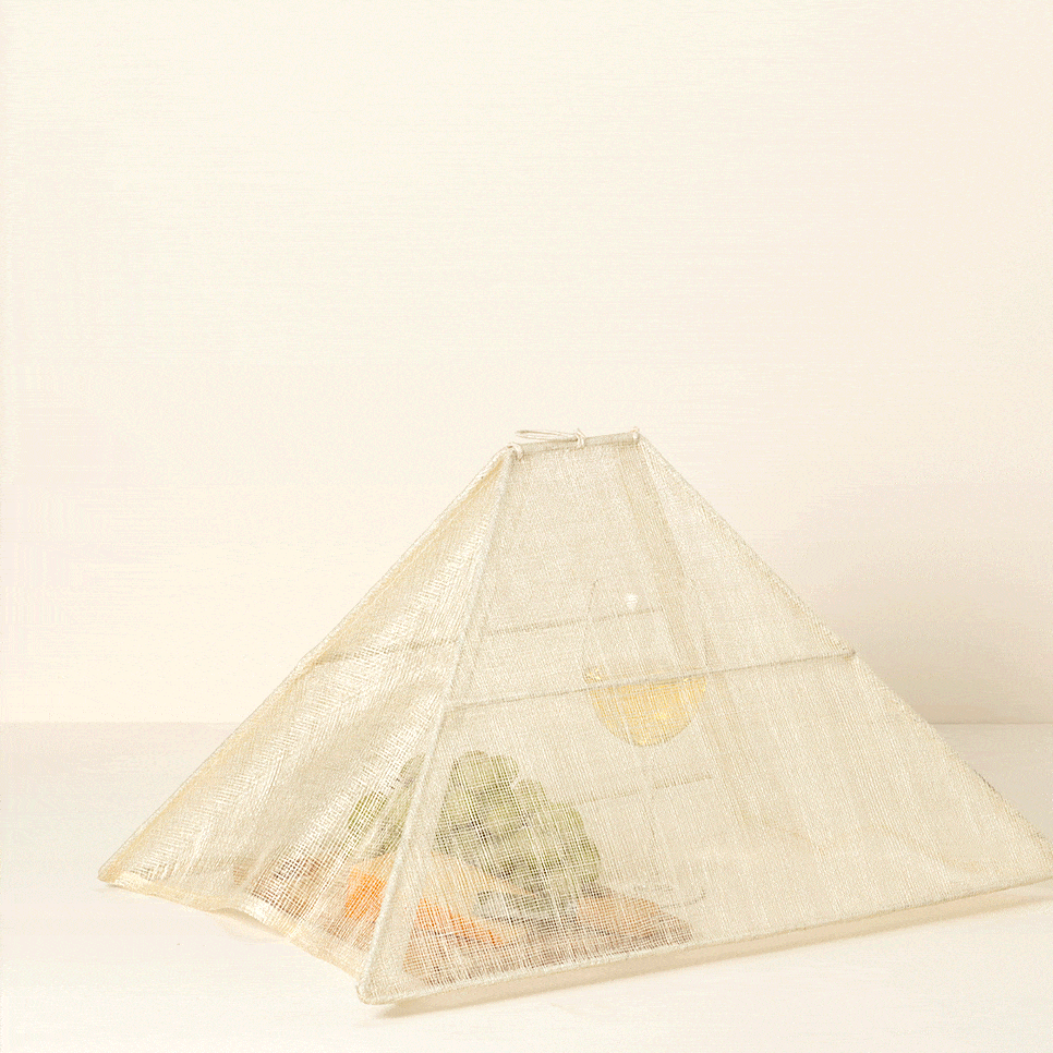 Collapsible Woven Food Tent