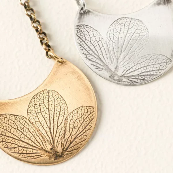 Forever Preserved Hydrangea Necklace 1