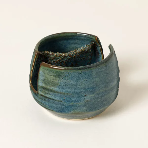 Sponge Holder With Ring Pocket 1