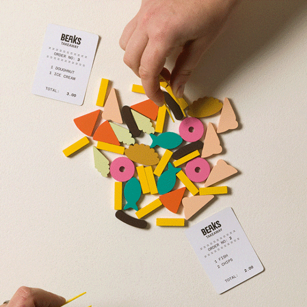 Beaks Squawk & Steal Family Game 1