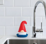 Beardy Gnome Dish Brush 1
