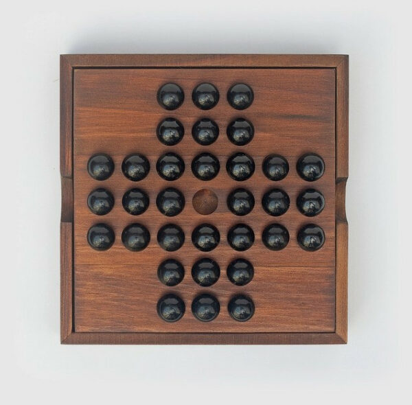 Iron & Glory Solitaire Wooden Game 1