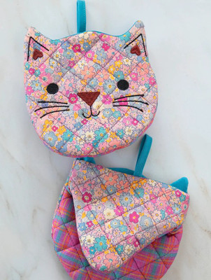 Natural Life Mini Cat Mitts, Set Of 2 Natural Life Mini Cat Mitts, Set Of 2