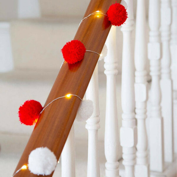 Red & White Pom-pom String Lights 2