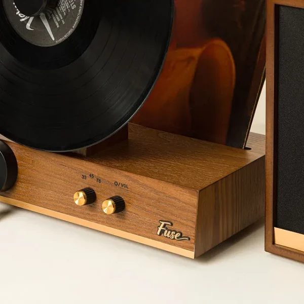 Retro Vertical Vinyl Record Player 3