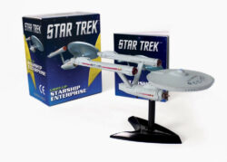 Star Trek Light-up Starship Enterprise
