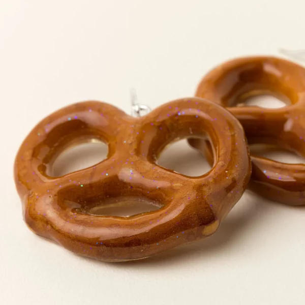 Mini Pretzel Earrings 1