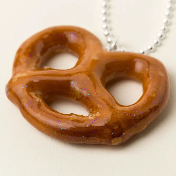 Mini Pretzel Necklace 1