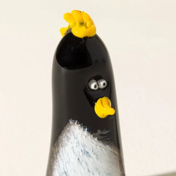 Penguin Glass Desk Pet 1