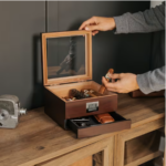 Renzo Glass Top Humidor 1