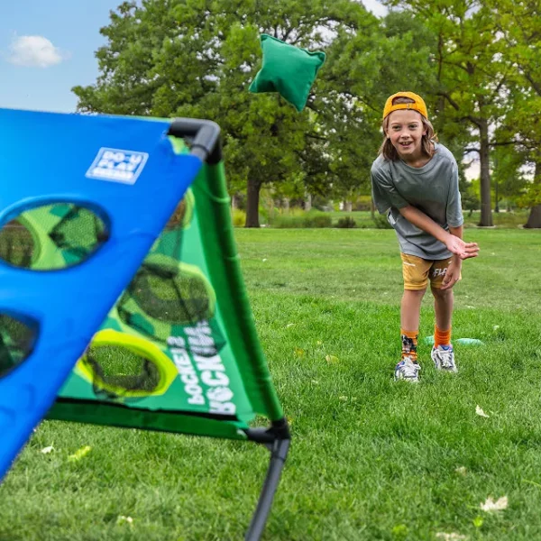 Rockin’ Pockets Toss & Balance Game 4