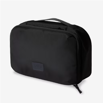 Hanging Toiletry Kit (1)