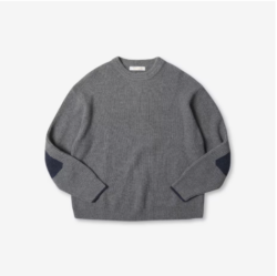 Patch Round Pullover Knit