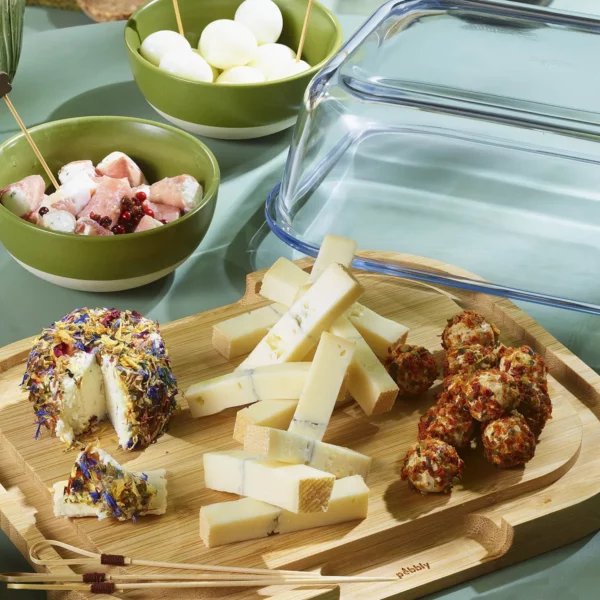 Serve & Store Outdoor Cheese Board 2