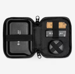 The Rolling Kit Traveler (1)