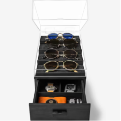The Sun Deck Sunglasses Display Case (1)