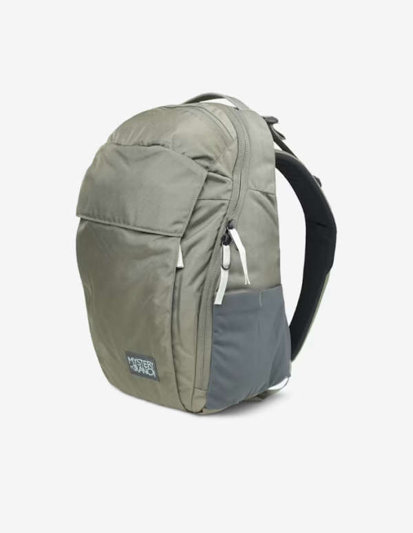 District 18 Backpack (3)