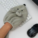 Good Mousekeeping Microfiber Dust Glove1