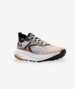 Seek Trail Running Sneaker (11)