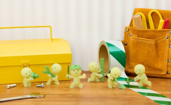 Smiski Mini Glow Figure Blind Box - Construction 4